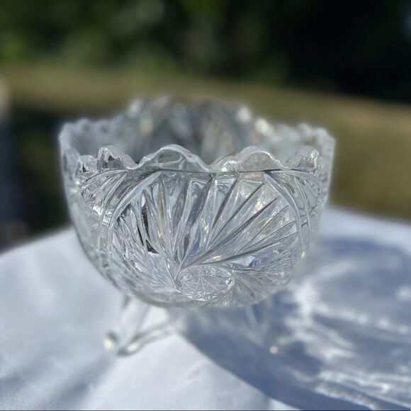 Bohemia Vintage Cut Crystal Scalloped Edge Footed Oval Bowl Vase - Picture 2 of 10